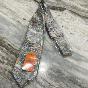 Brand New Verse 9 Tie and Pocket Square